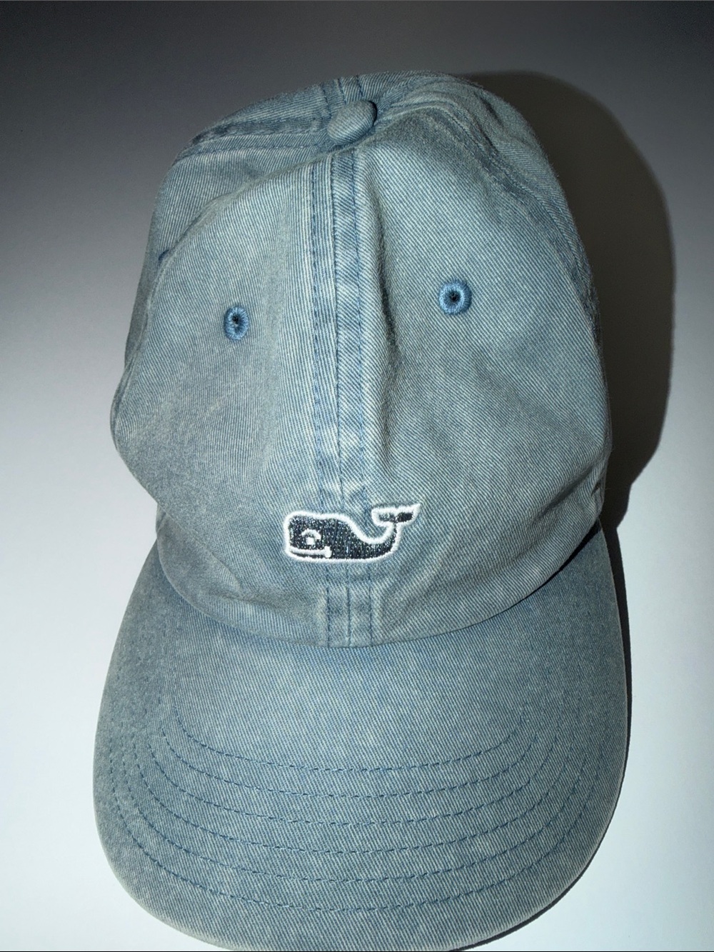 Vineyard vines womenโs classic baseball hat